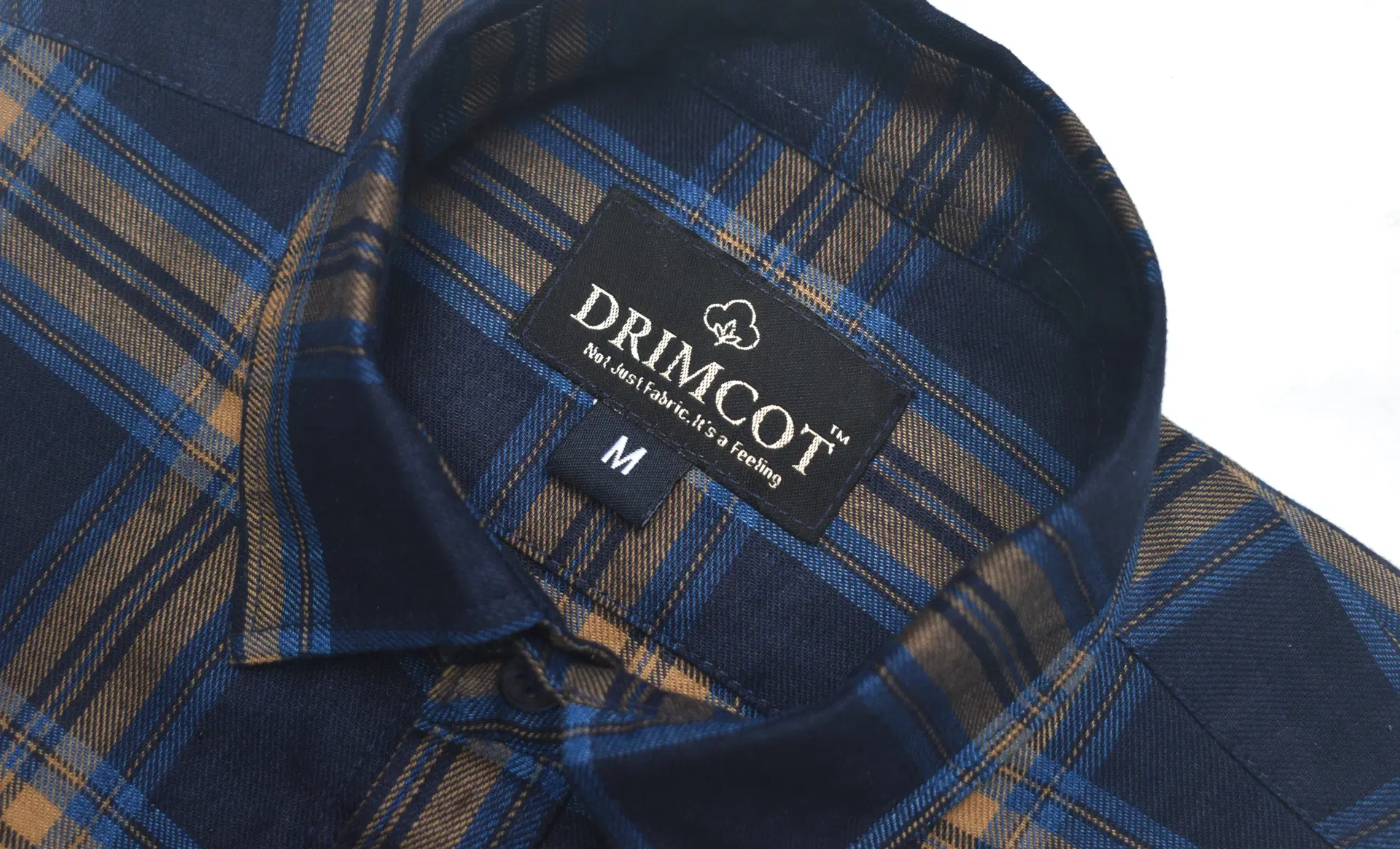 Minimalist Linen Overshirt — Texture & Drape